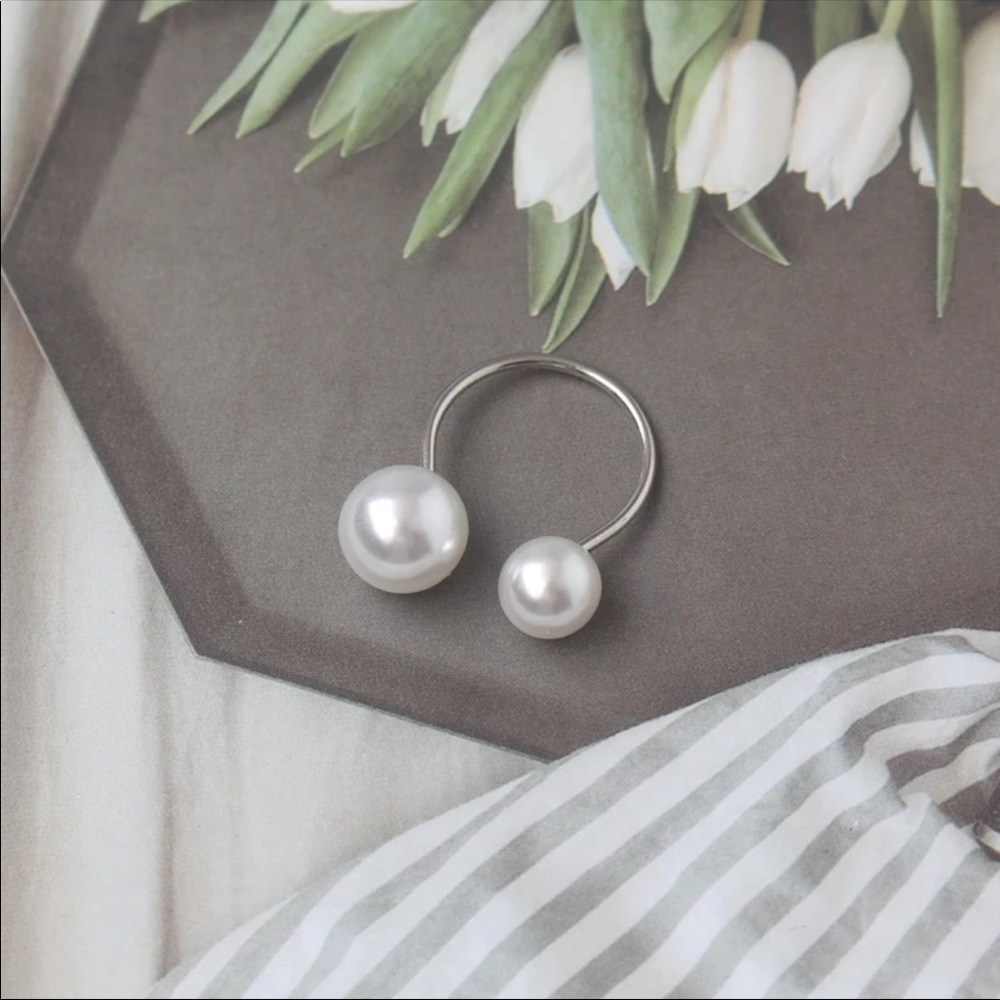 "Lover of Pearls" Adjustable Luxury Minimalist Dainty Designer Gift EverydayRing - Picture 7 of 8